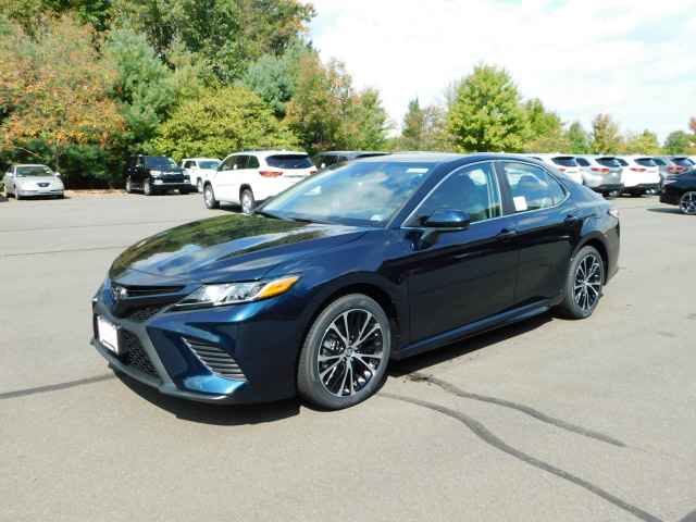 New 2020 Toyota Camry Se