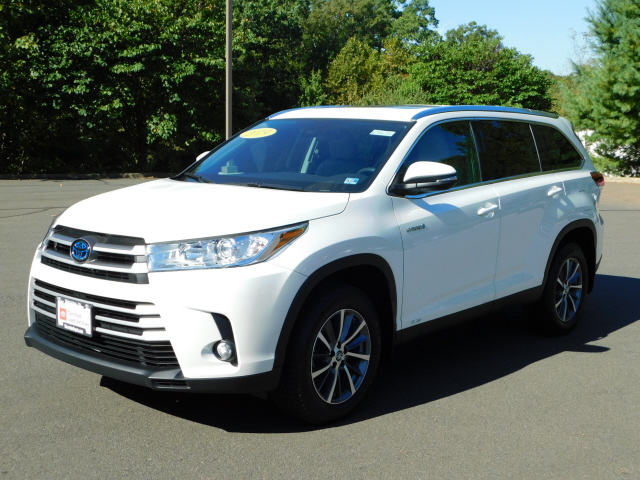 New 2019 Toyota Highlander Hybrid XLE AWD 4D Sport Utility in Warrenton ...