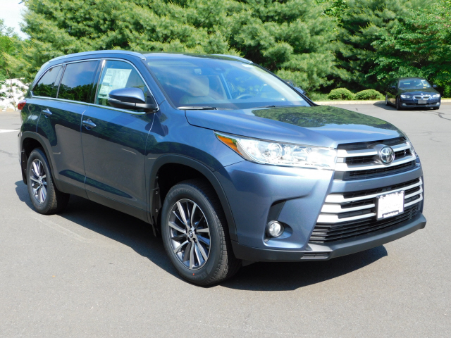 New 2019 Toyota Highlander Xle Awd V6 4d Sport Utility In Warrenton # 